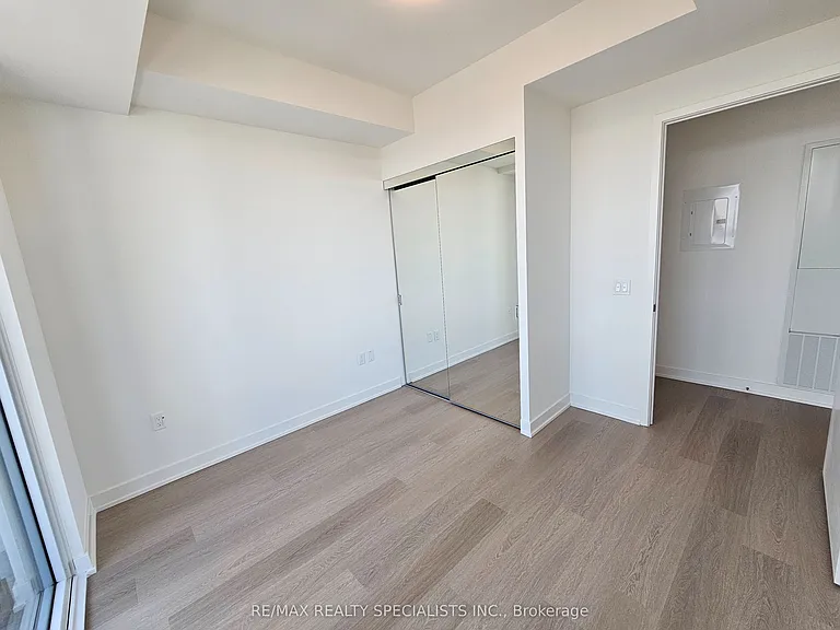 448 Burnhamthorpe Rd W #3810 — Photo 13