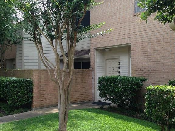 2nd image of 2082 Augusta Dr #6-51