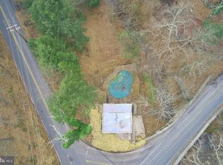 6695 Greenhill Rd, Lumberville, PA 18933