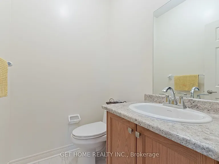 1212 Drinkle Cres — Photo 9