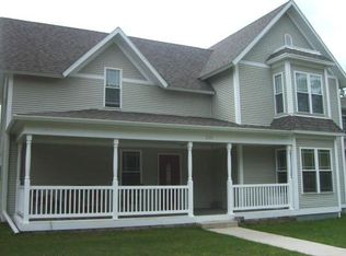 330 E Washington St, Poynette, WI 53955