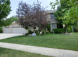 1297 Durham Ln, Lemont, IL 60439
