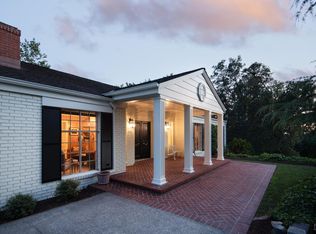 1447 Wikiup Dr, Santa Rosa, CA 95403