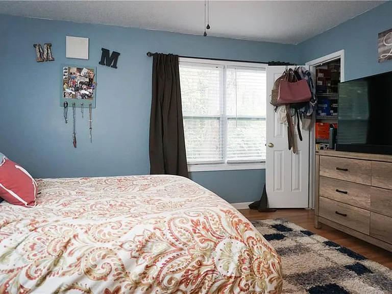 1720 Twin Brooks Dr SE — Photo 10