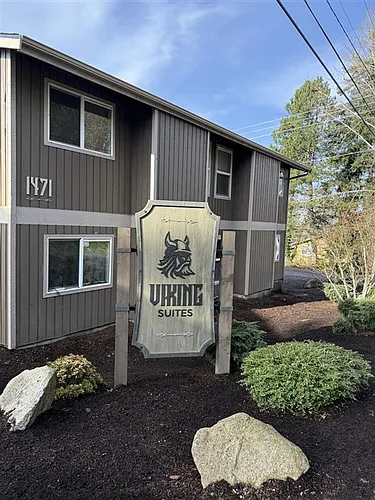 Viking Suites Photo 1