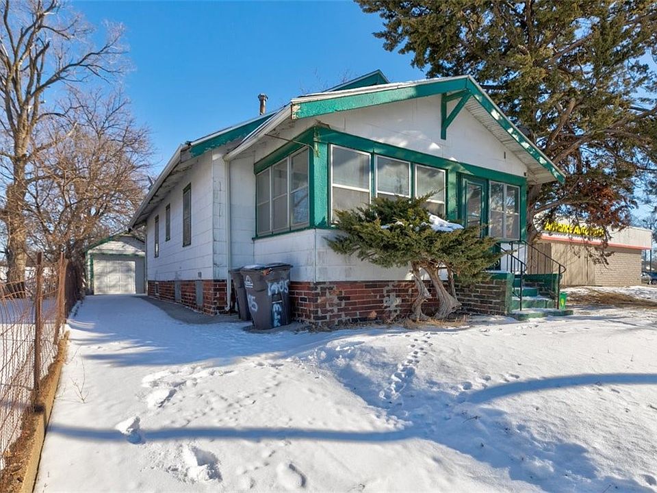 1221 19th St, Des Moines, IA 50314 Zillow