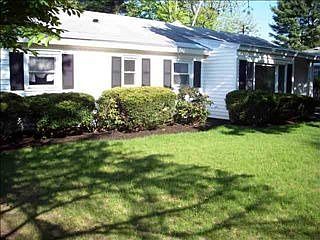 5th image of 15 Carlton Dr