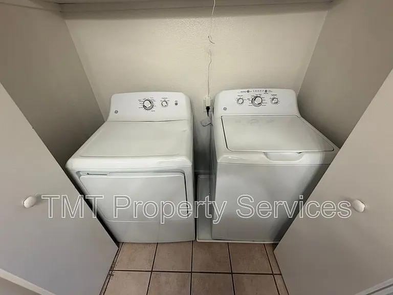 8252 Center Pkwy #85 — Photo 8