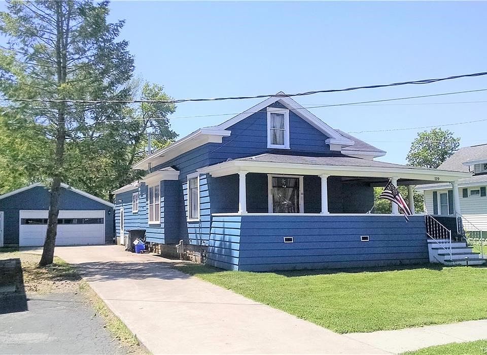 A very popular bungalow-style home with a large 2-car garage and plenty of storage or workspace.