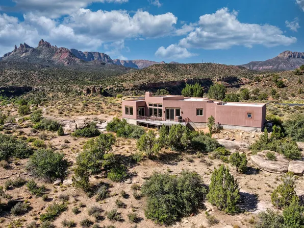 2907 Zuni Cir, Springdale, UT 84767