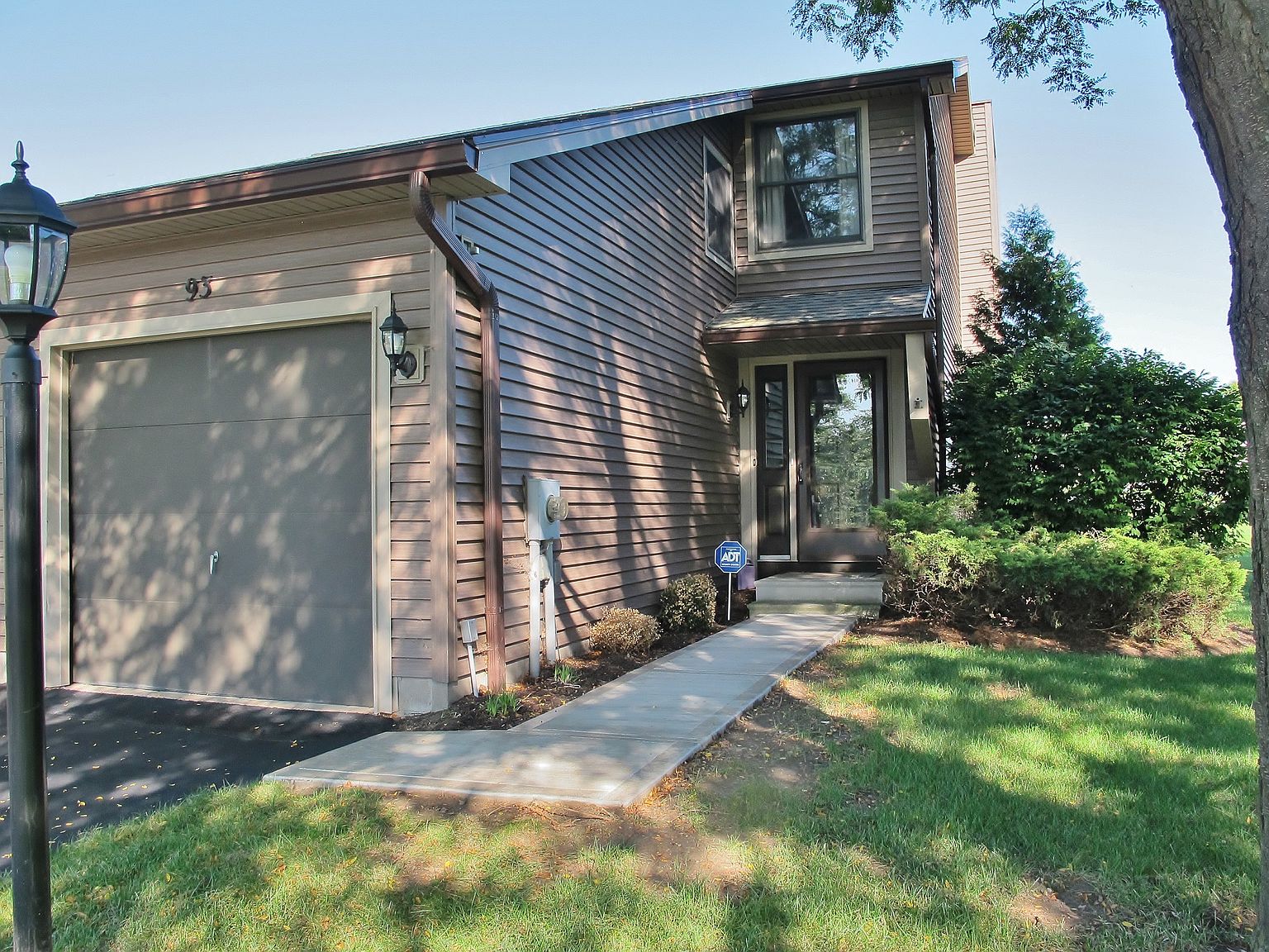 93 Devonshire Cir, Penfield, NY 14526 Zillow