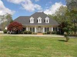 1022 Drummonds Rd, Munford, TN 38058