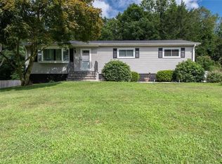 9 Partners Rd, Wappingers Falls, NY 12590