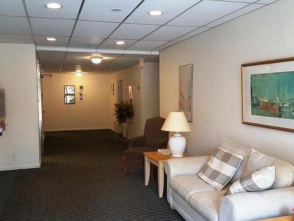 4th image of 3535 Chevy Chase Lake Dr APT 105