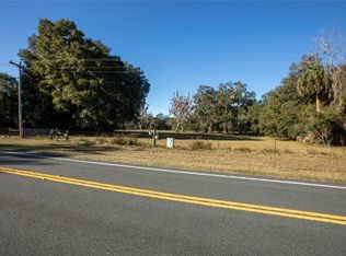 591 N State Road 21 #2, Hawthorne, FL 32640