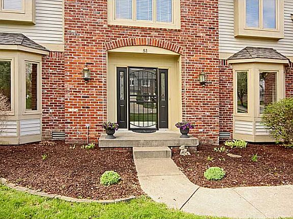 2nd image of 51 Ashbourne Dr