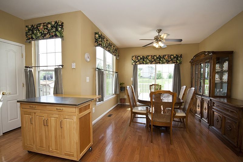 Dining Rm