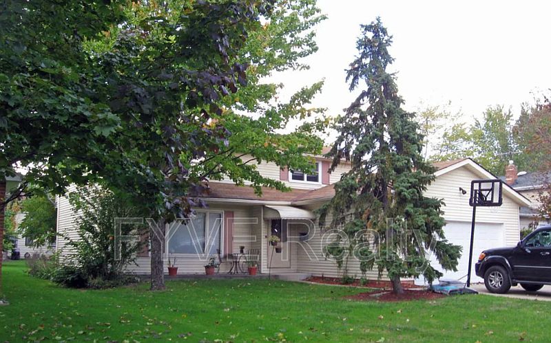 1st image of 6634 Forest Glen Ave