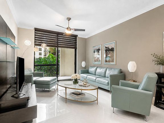 3rd image of 701 S Olive Avenue #609