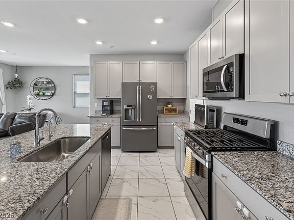 4th image of 5414 Pico Viejo St