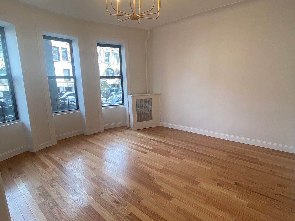 1st image of 558 7th St APT 1C
