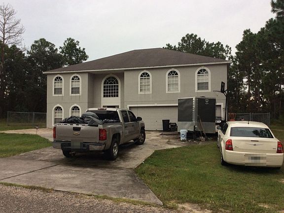 3rd image of 1368 W Cary Dr