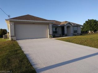 2508 SW 17th Place Cpe, Coral, FL 33914