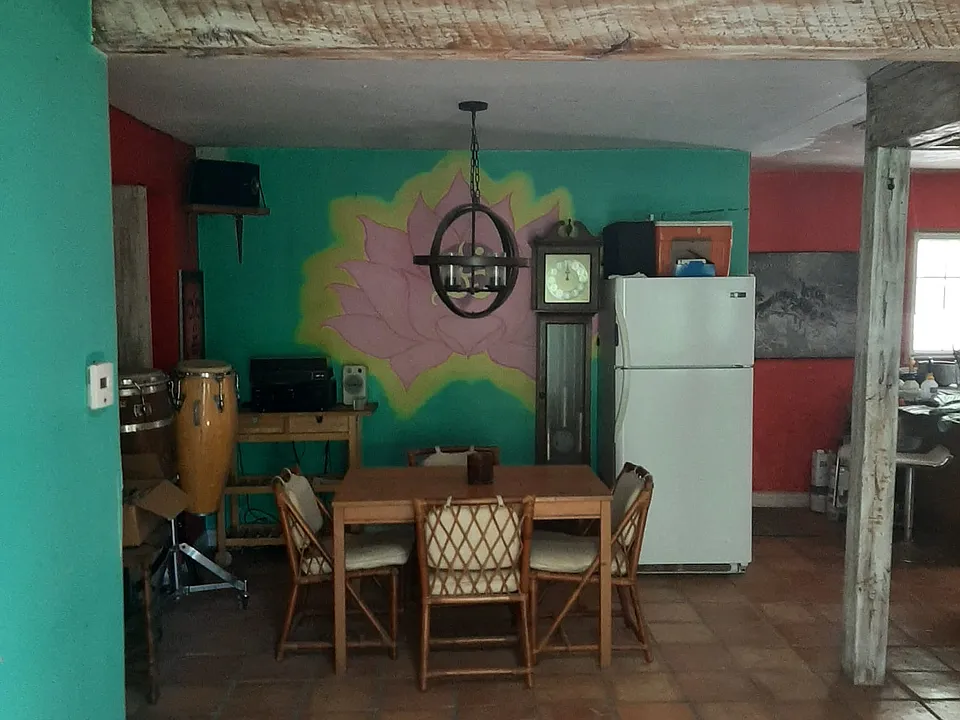 21715 Entrado Dr