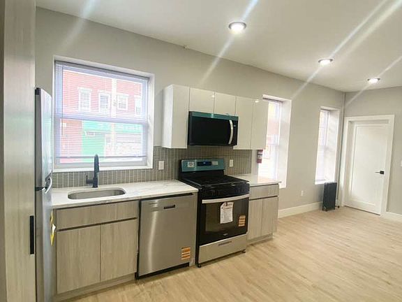 2nd image of 5608 Palisade Ave #U1