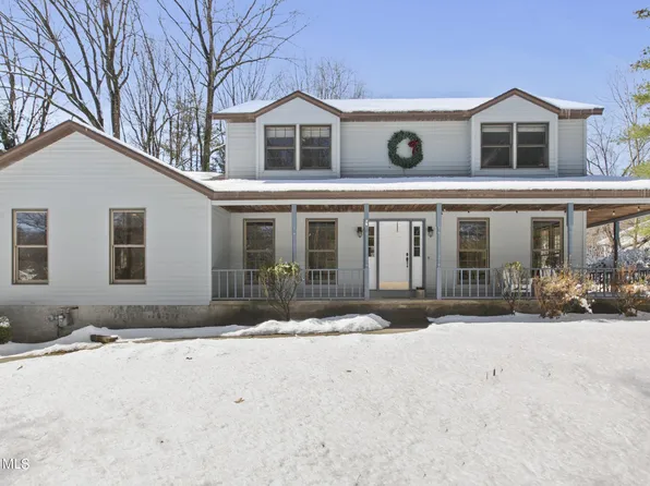 96 Boyack Road, Clifton Park, NY 12065