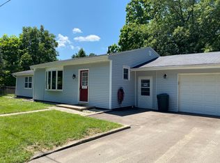 2812 Bond St, Niles, MI 49120