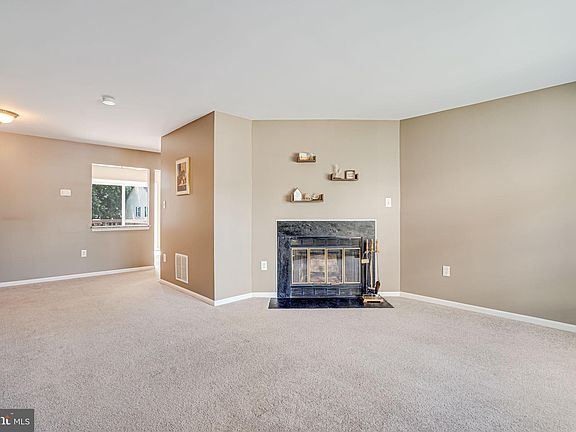 2nd image of 6829 Cottingham Ln