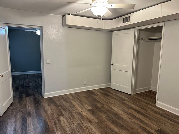4th image of 607 Clarendon St #B