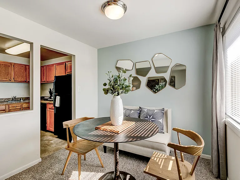 Doncaster Village Apartments — Photo 14