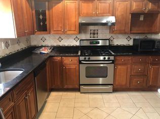 9 Redbud Rd, Piscataway, NJ 08854