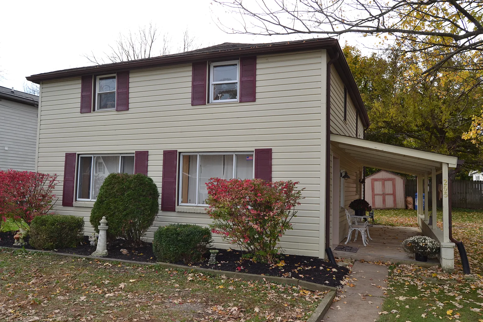 205 E Taylor St photo 1