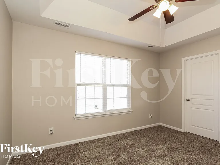 10544 Meadow Crossing Ln — Photo 9