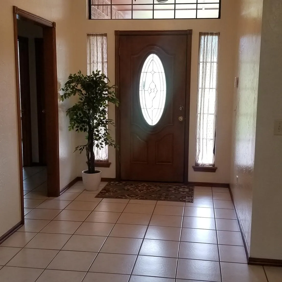4 bed, 2177 sqft, $3,000 — Photo 2