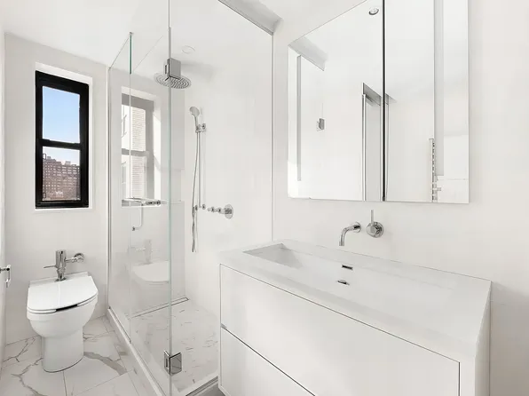 300 West 23rd Street 11N image 7 of 7