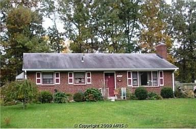 2nd image of 6827 Darby Ln