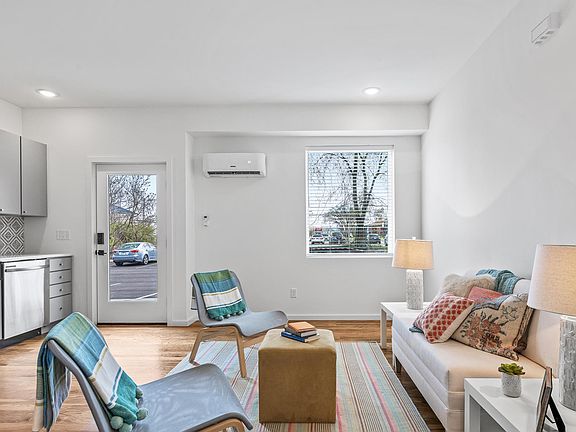 5th image of 3137 Riverwalk Pkwy #3137
