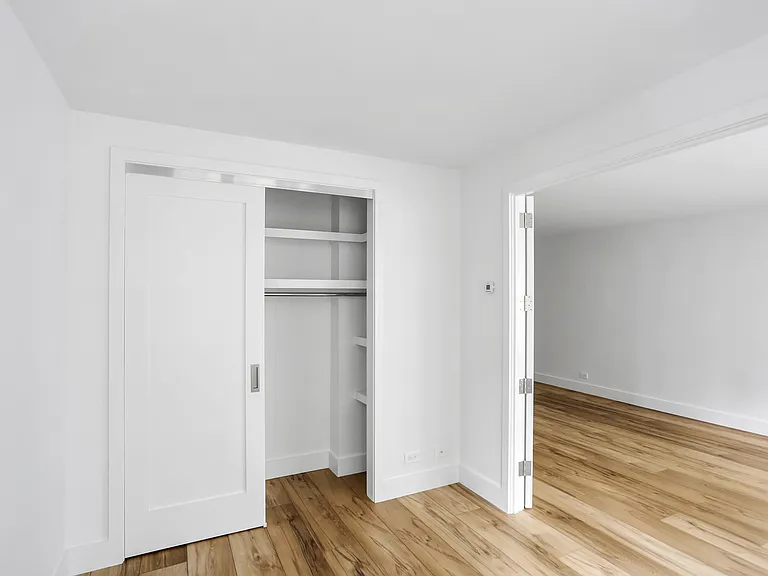 315 W 57th St #10A — Photo 7