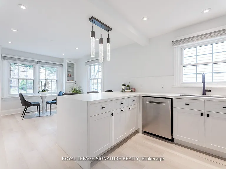 437 Watson Ave — Photo 20