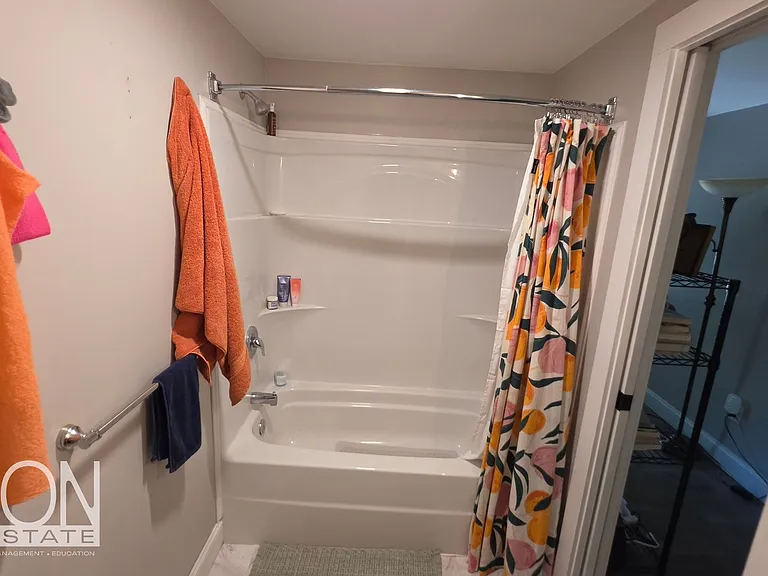 282 Ethan Allen Pkwy #1 — Photo 16