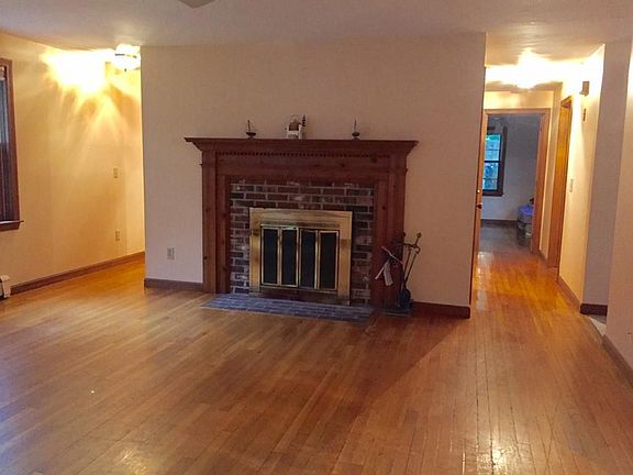 5th image of 113 Briarwood Ave