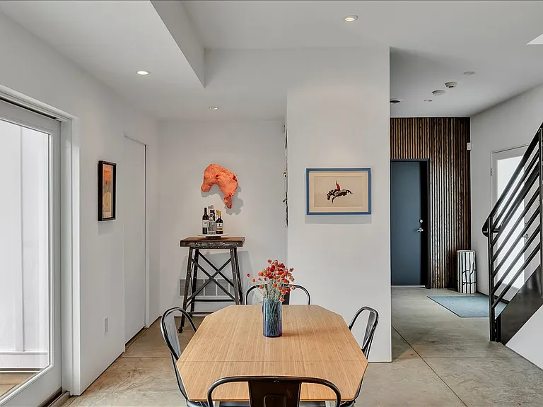 18 Granite St — Photo 44