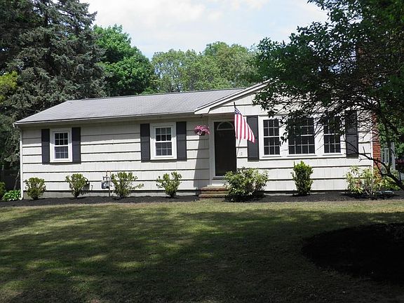 2nd image of 12 Gray Ave
