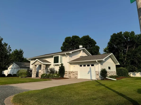 401 Johnson Circle, Brady, NE 69123
