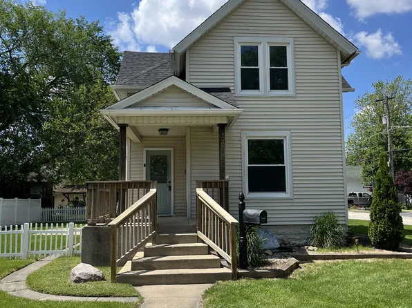 337 N Hickory St, Manteno, IL 60950