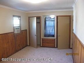 3rd image of 3806 NE 14th Ave